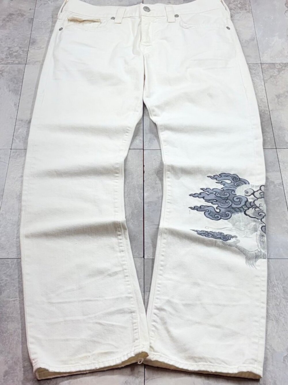 True Religion Ricky Jeans Men’s 33x32 White Dragon Embroidery